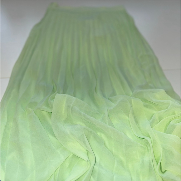 Pleated Midi Skirt Size S - Picture 5 of 5